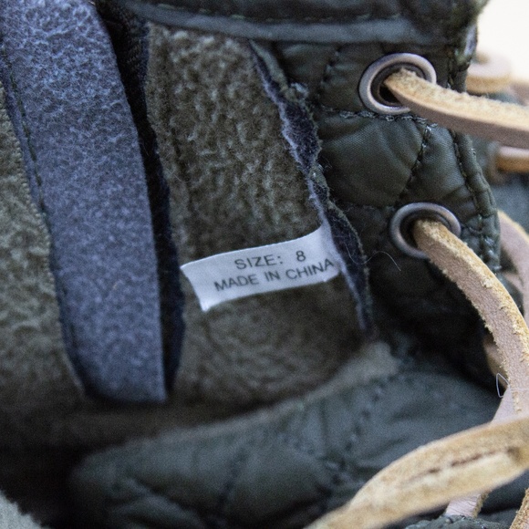 Steve Madden Green Quilted Duck boots Women's Size 8 - Picture 2 of 7 Steve Mad - Picture 6 of 7